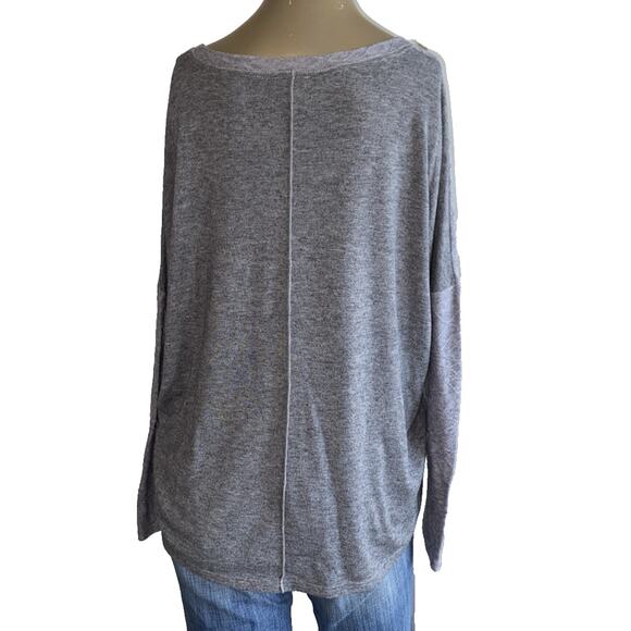 Hem & Thread Can't Miss It Patchwork Top Sweater Gray Large Women V-Neck - Picture 3 of 7